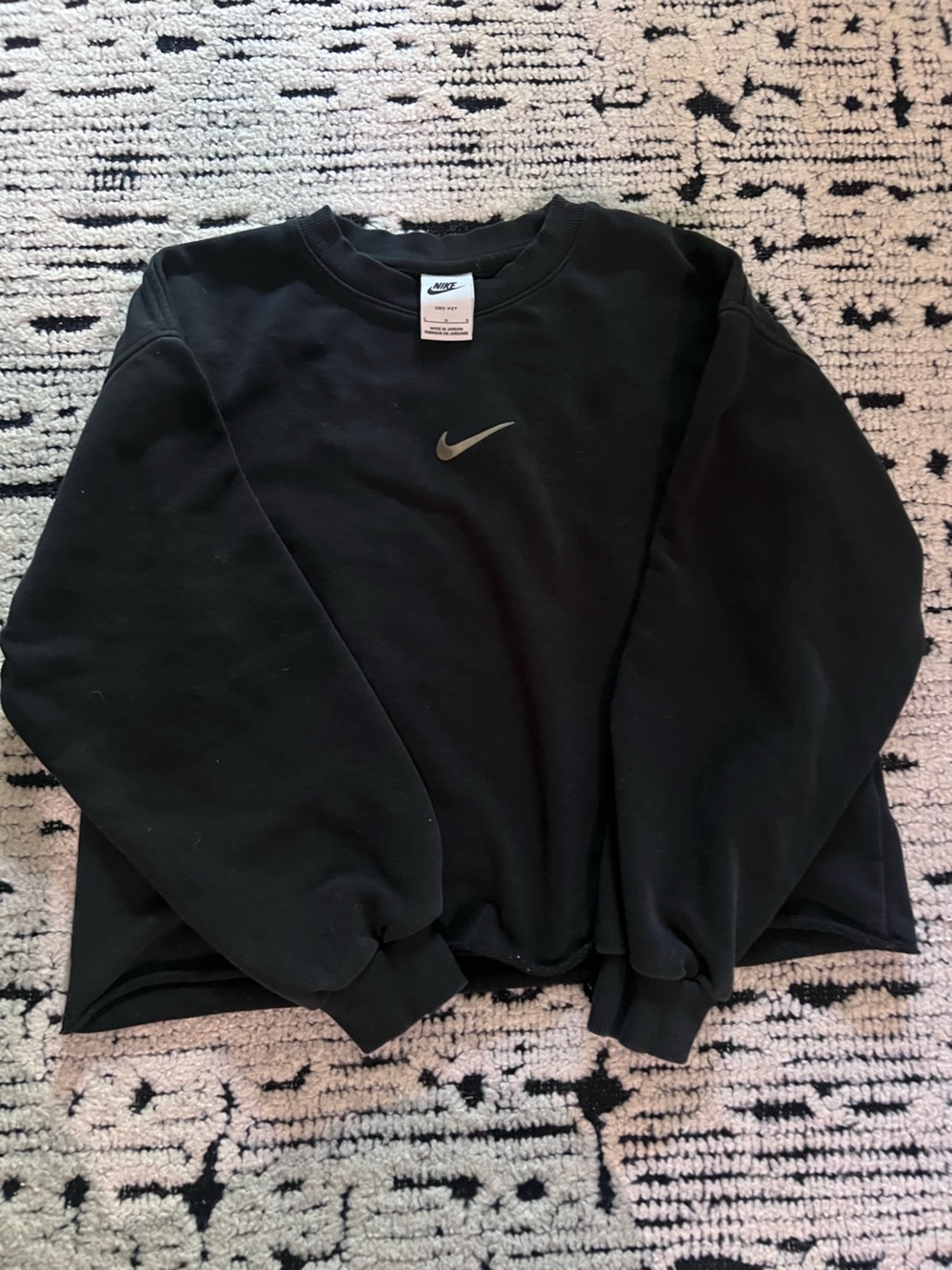 Nike Kids Black Crew Sweatshirt with Silver Swoosh